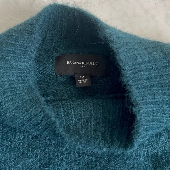 Banana Republic Teal Crewneck Sweater - Picture 3 of 5